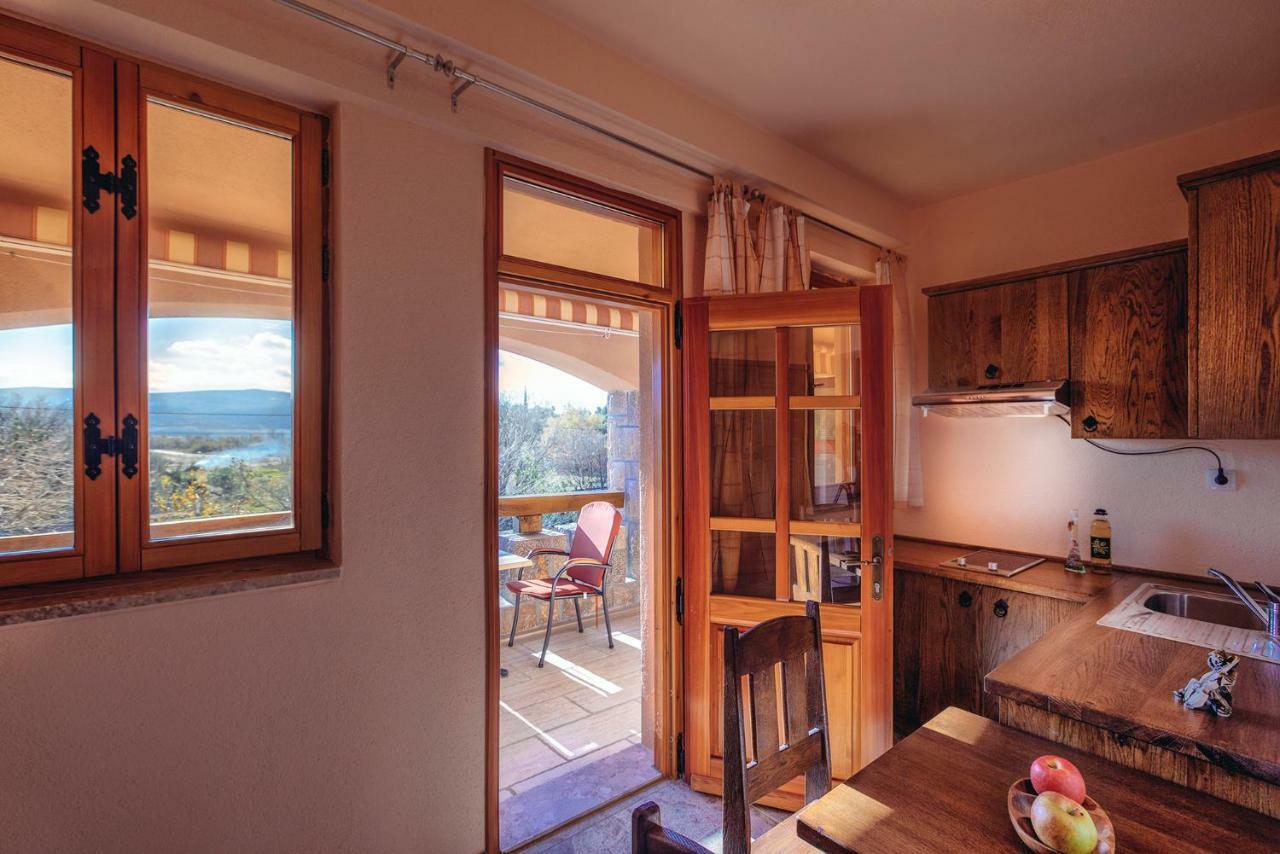 Apartmán I Sobe Dinko